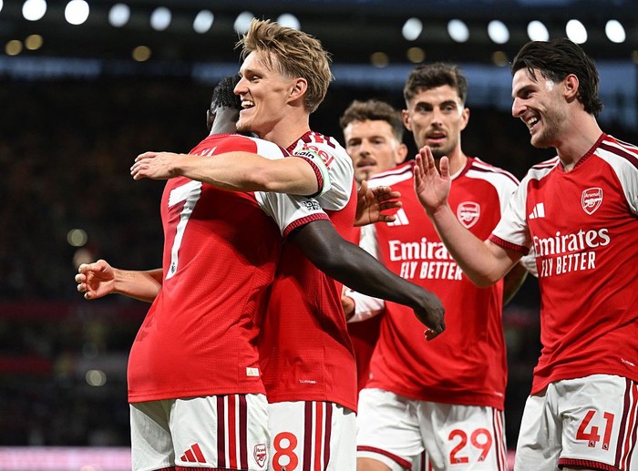 Arsenal pertahankan gelar Premier League setelah menang 3-0 atas Coventry