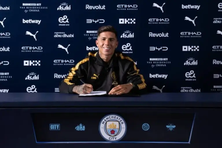 Enzo Fernández resmi ke Manchester City setelah meninggalkan Chelsea