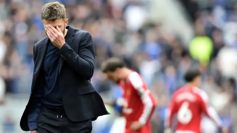 Manchester United masih dalam krisis bersama Michael Carrick